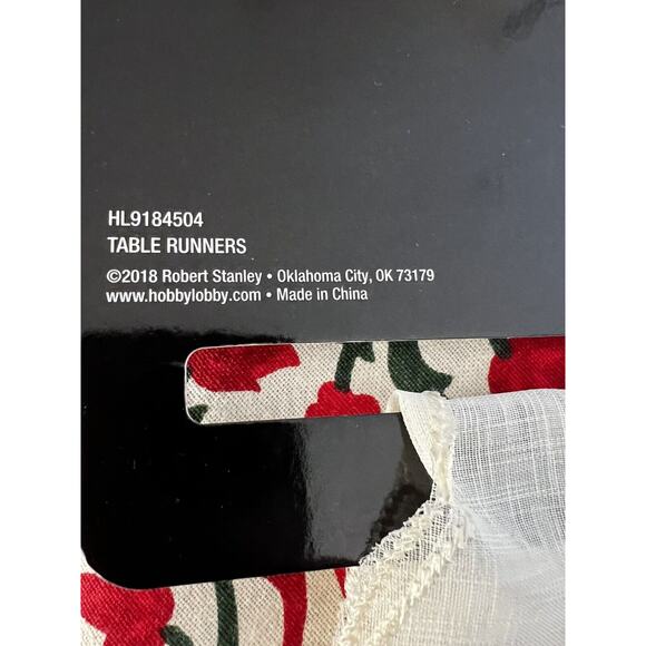 Robert Stanley Poinsettia Table Runner 13 X 72 Christmas Decor Ivory Gold - Picture 6 of 6